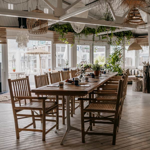 deining vergadering Vergaderen aan zee